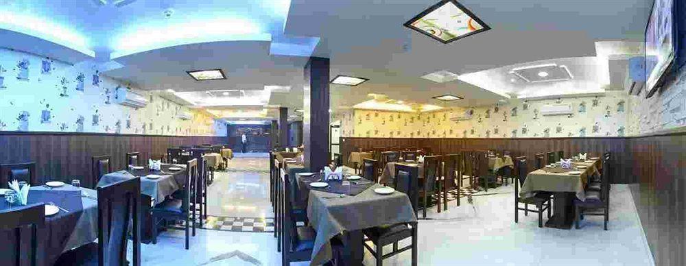 Star Hotel Agra  Εξωτερικό φωτογραφία