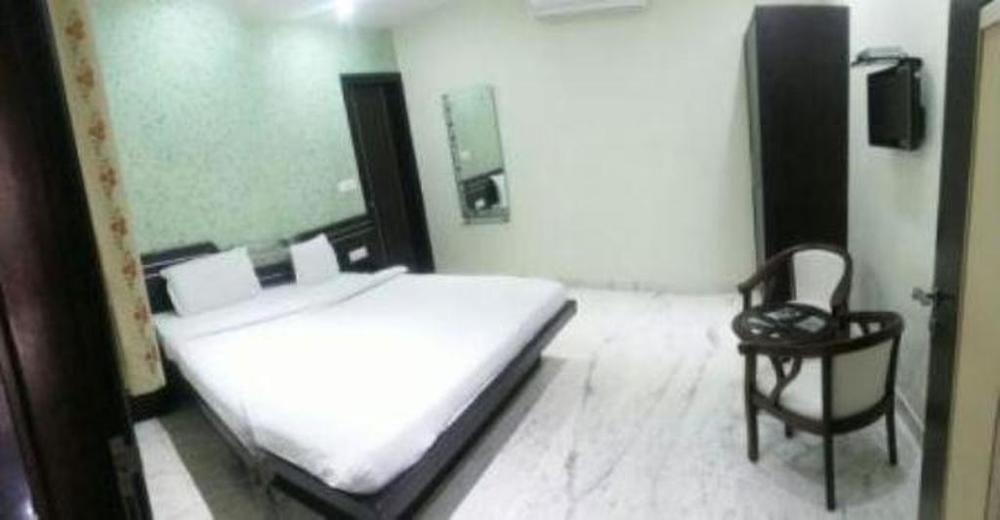 Star Hotel Agra  Εξωτερικό φωτογραφία