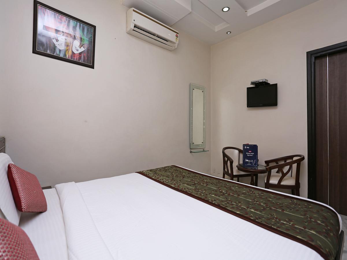 Star Hotel Agra  Εξωτερικό φωτογραφία