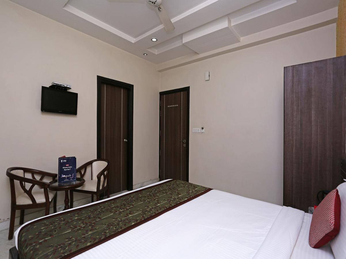 Star Hotel Agra  Εξωτερικό φωτογραφία