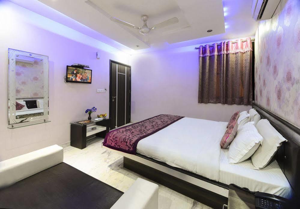 Star Hotel Agra  Εξωτερικό φωτογραφία