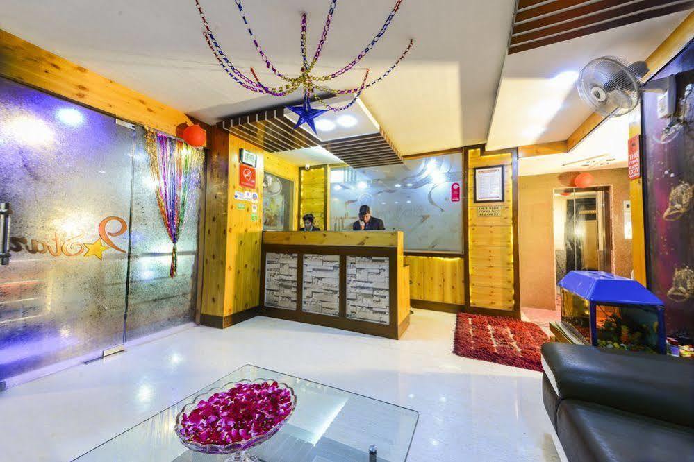 Star Hotel Agra  Εξωτερικό φωτογραφία